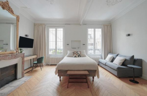 Studio Quartier Champs Elysées 2